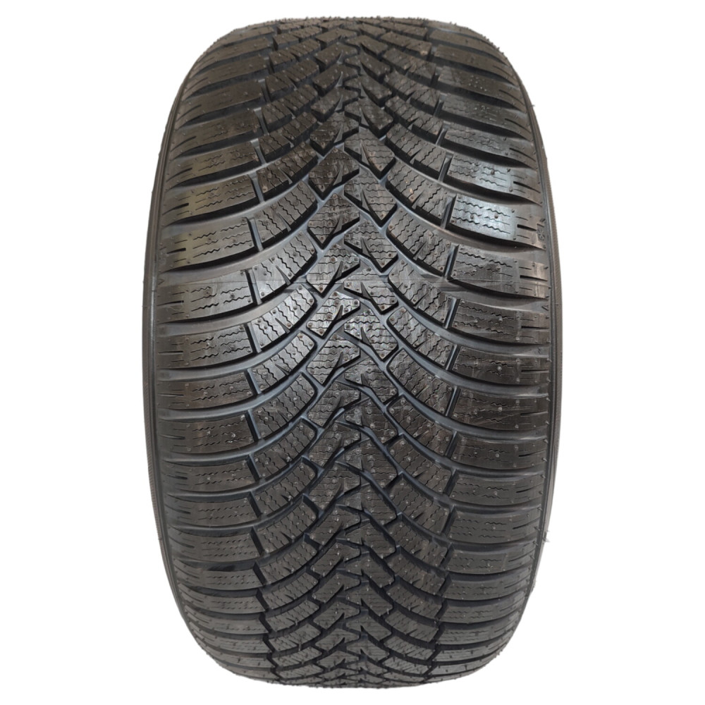 215/60 R16 [99] H HS02 XL